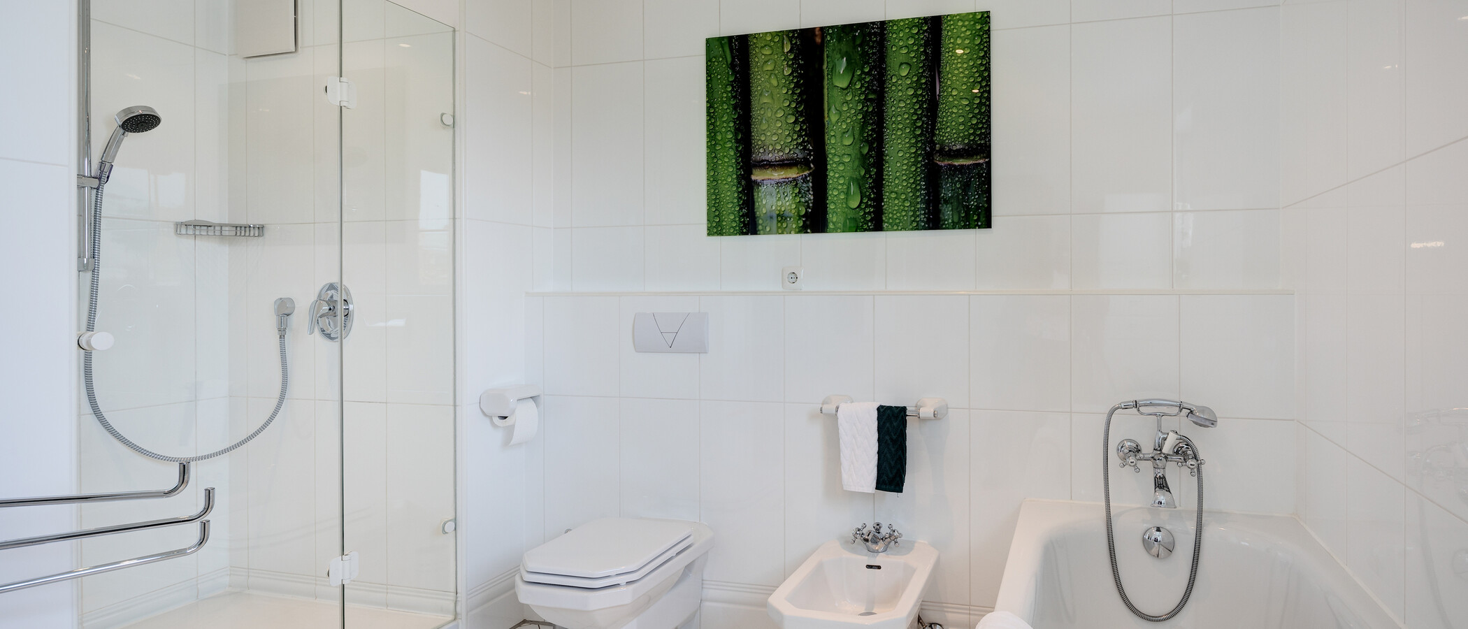 appartement avec terrasse sur le toit München Bogenhausen 01 salle de bain 10781