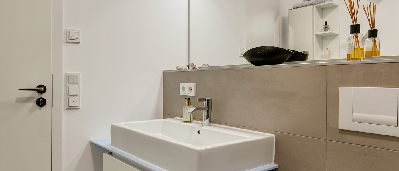 appartement avec mezzanine München Maxvorstadt 04 salle de bain 10881