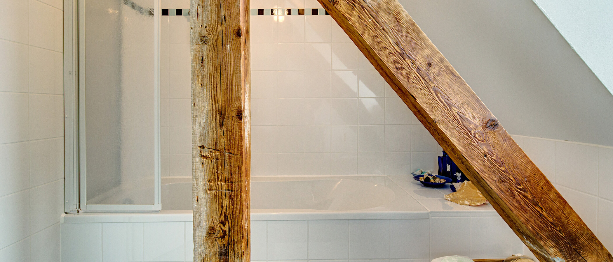 appartement avec mezzanine München Schwabing (links der Leopoldstraße) 05 salle de bain 1090