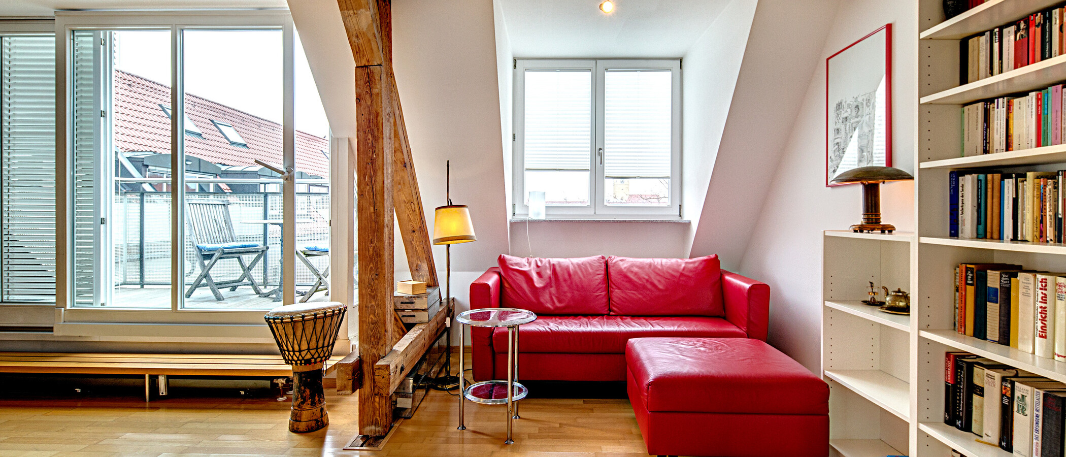 appartement avec mezzanine München Schwabing (links der Leopoldstraße) 02 pièce à vivre 1090