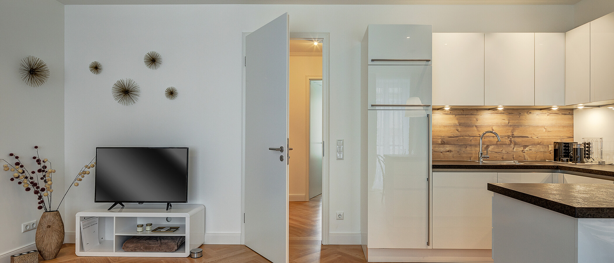 appartement München Maxvorstadt - Rund um den Josephsplatz 03 salon 10909