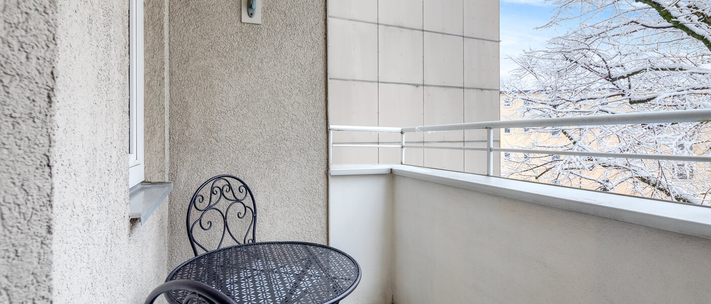 studio München Parkstadt Bogenhausen 01 balcon 10938