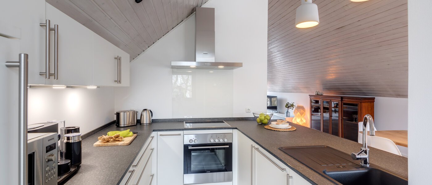 appartement style maisonnette München Oberföhring 03 cuisine 10997