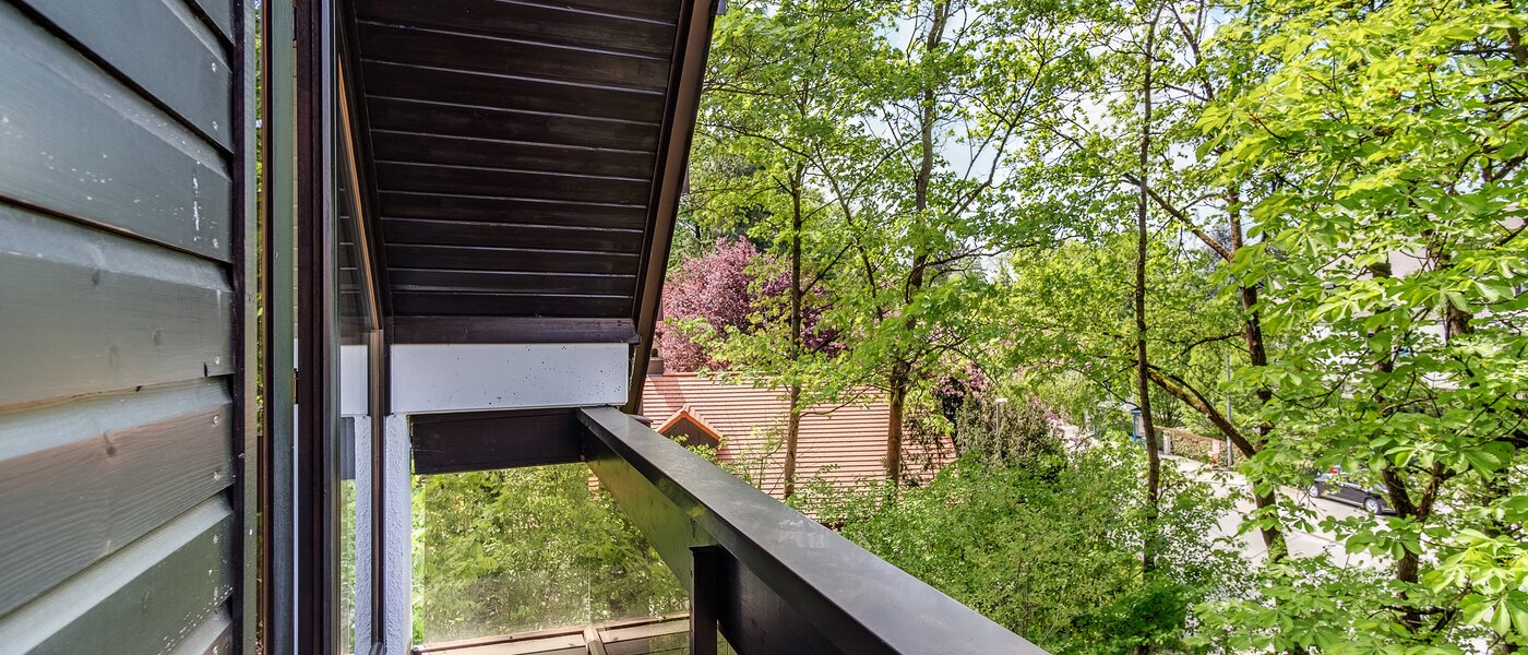appartement style maisonnette München Oberföhring 01 4e balcon 10997