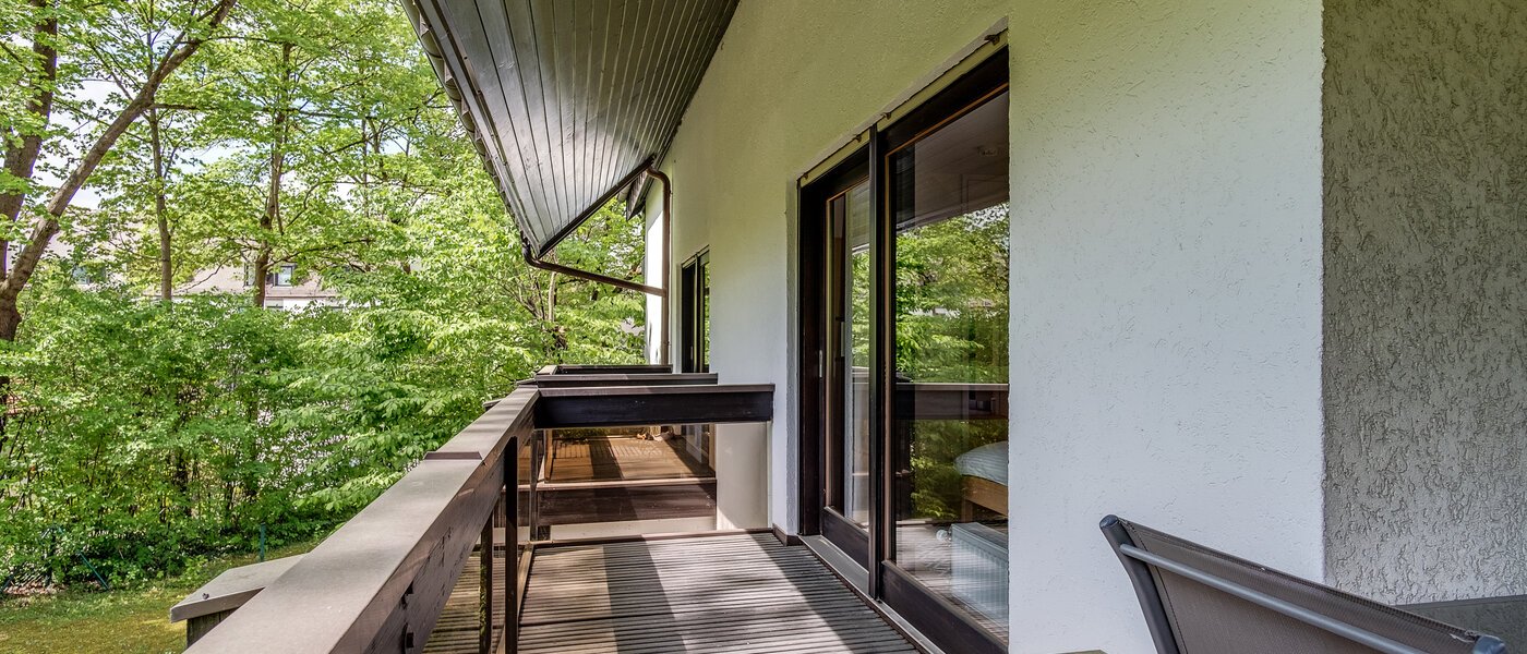 appartement style maisonnette München Oberföhring 03 2e balcon 10997