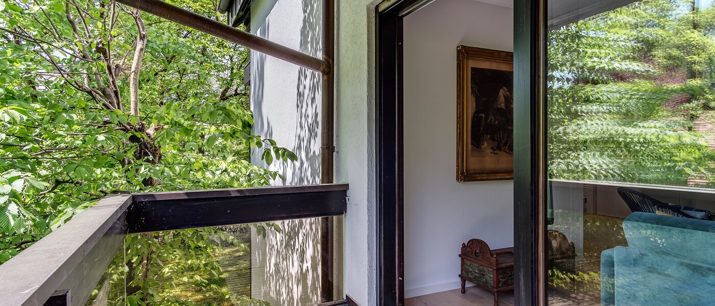 appartement style maisonnette München Oberföhring 01 3e balcon 10997