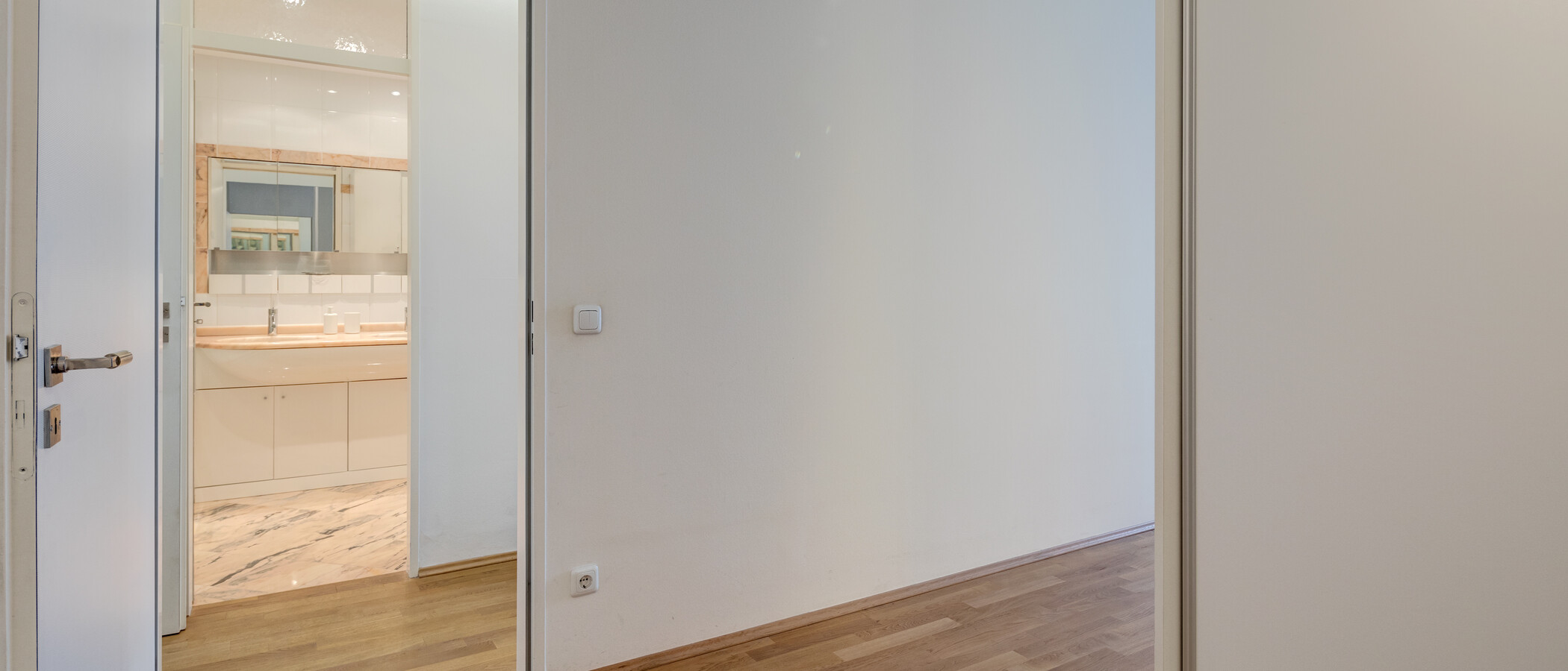 appartement style maisonnette München Schwabing-West (rund um den Hohenzollernplatz) 05 entrée/couloir 11000