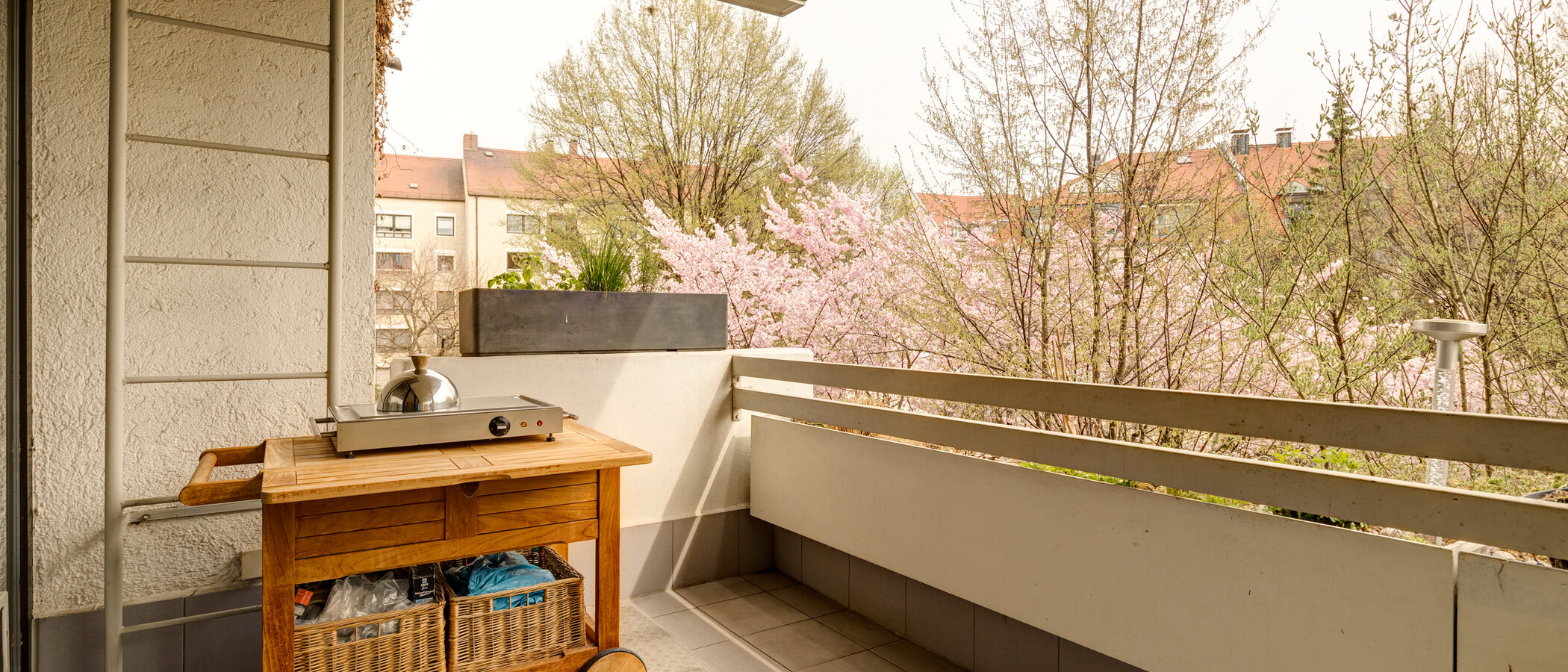 appartement style maisonnette München Schwabing-West (rund um den Hohenzollernplatz) 02 balcon 11000