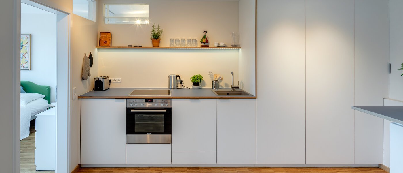 appartement avec terrasse sur le toit München Bogenhausen 02 cuisine 11076