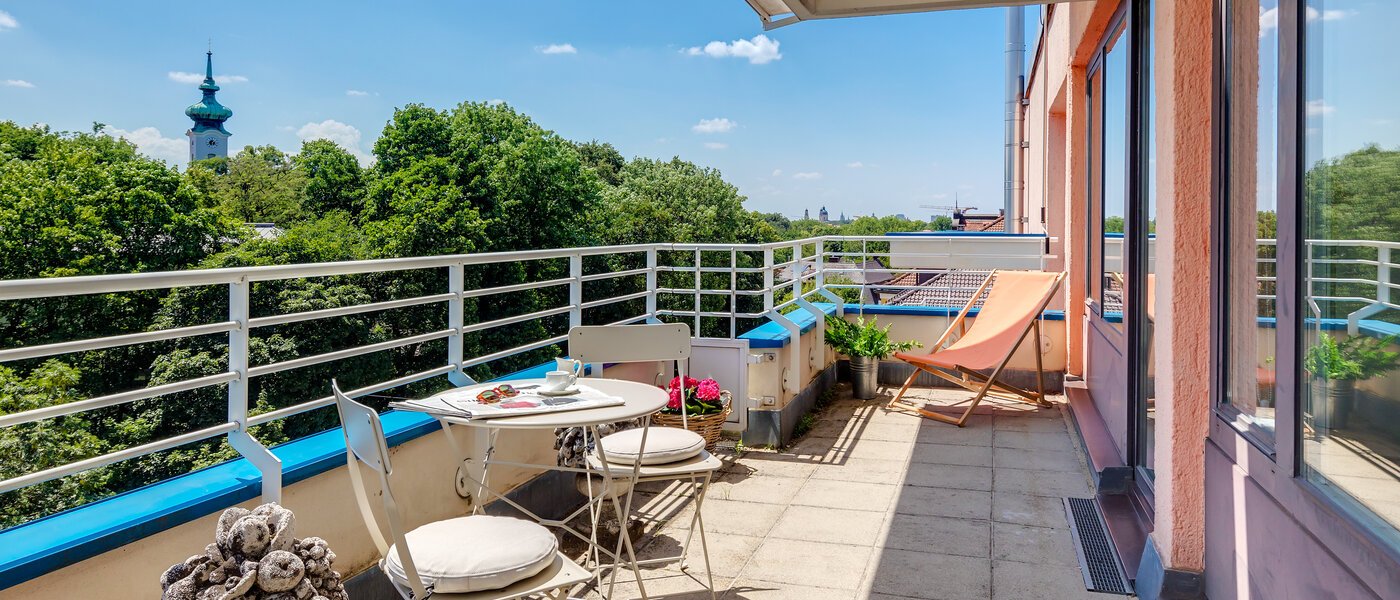 appartement avec terrasse sur le toit München Bogenhausen 01 terrasse 11076