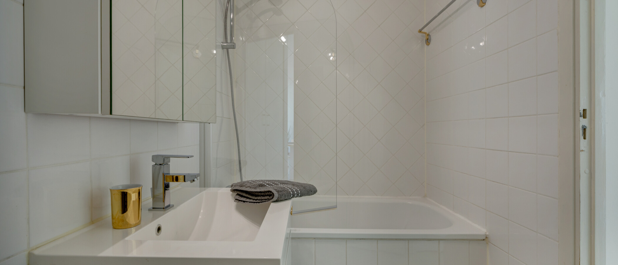appartement München Johanneskirchen 01 salle de bain 1110