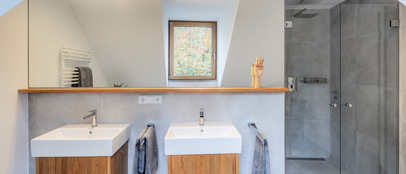 appartement style maisonnette München Pasing 02 1ère salle de bain 11136