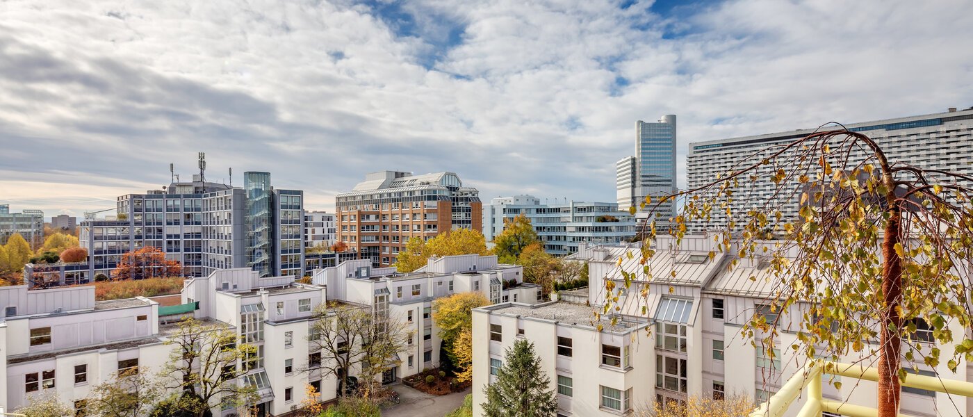 appartement avec terrasse sur le toit München Arabellapark 02 vue 11226