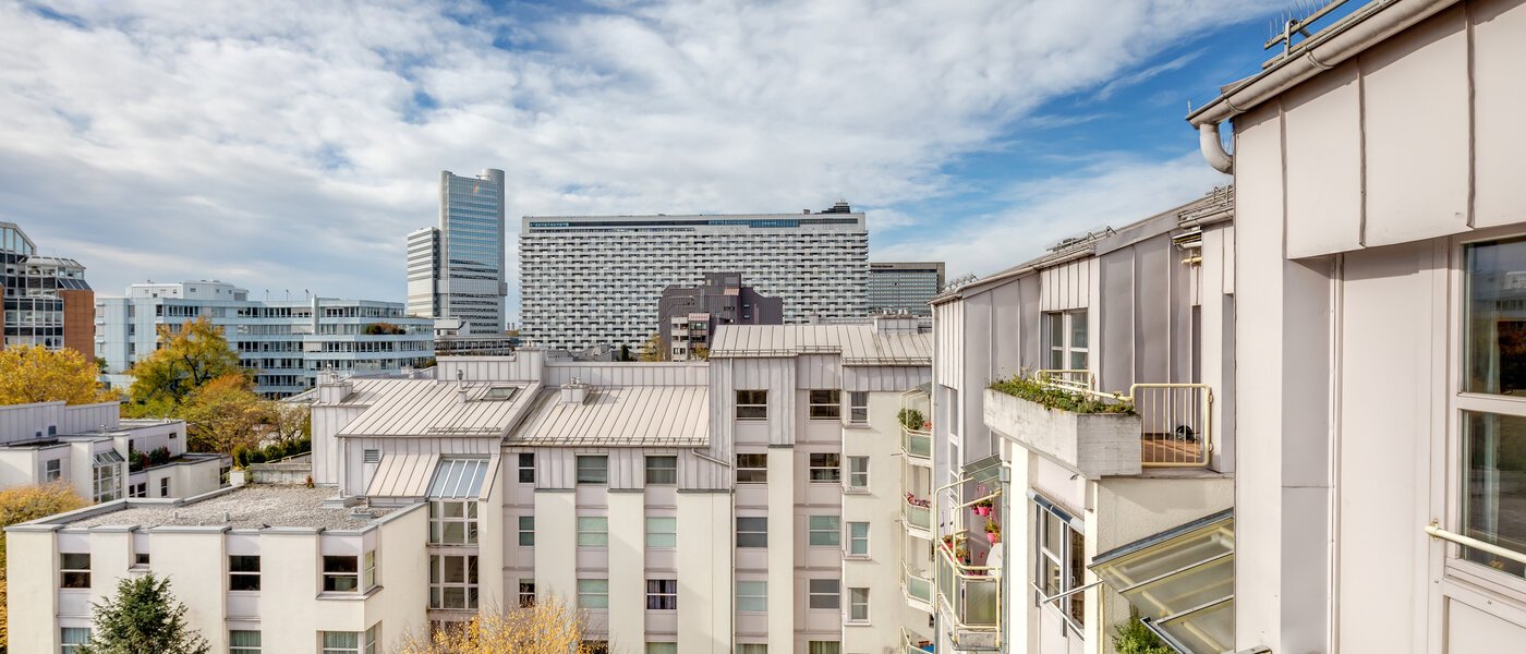 appartement avec terrasse sur le toit München Arabellapark 03 vue 11226