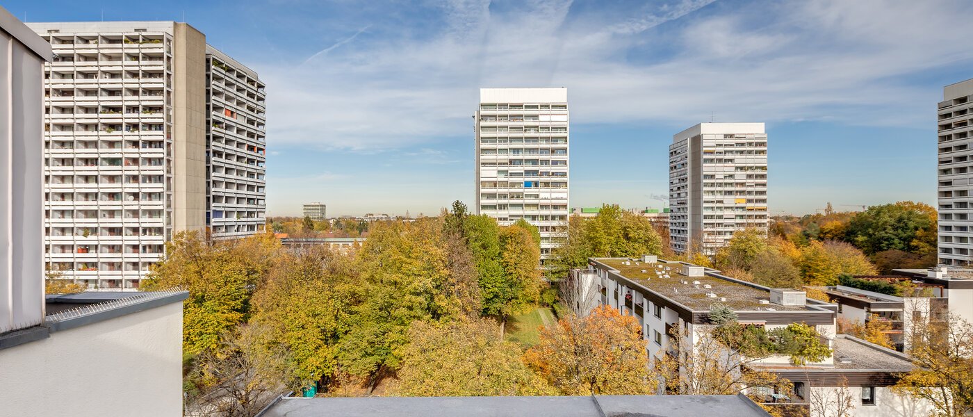 appartement avec terrasse sur le toit München Arabellapark 04 vue 11226