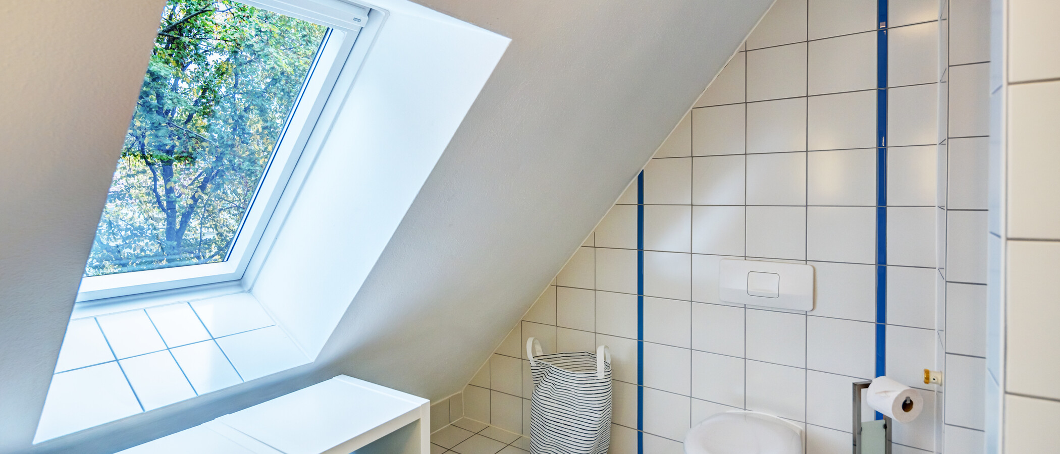 appartement avec terrasse sur le toit München Menterschwaige 04 2ème s. de bain 11267