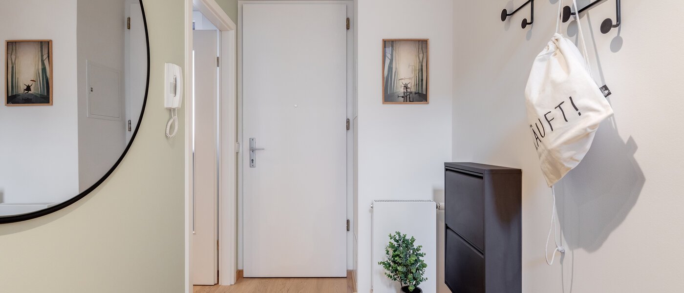 appartement style maisonnette avec mezzanine München Maxvorstadt 02 entrée/couloir 11294