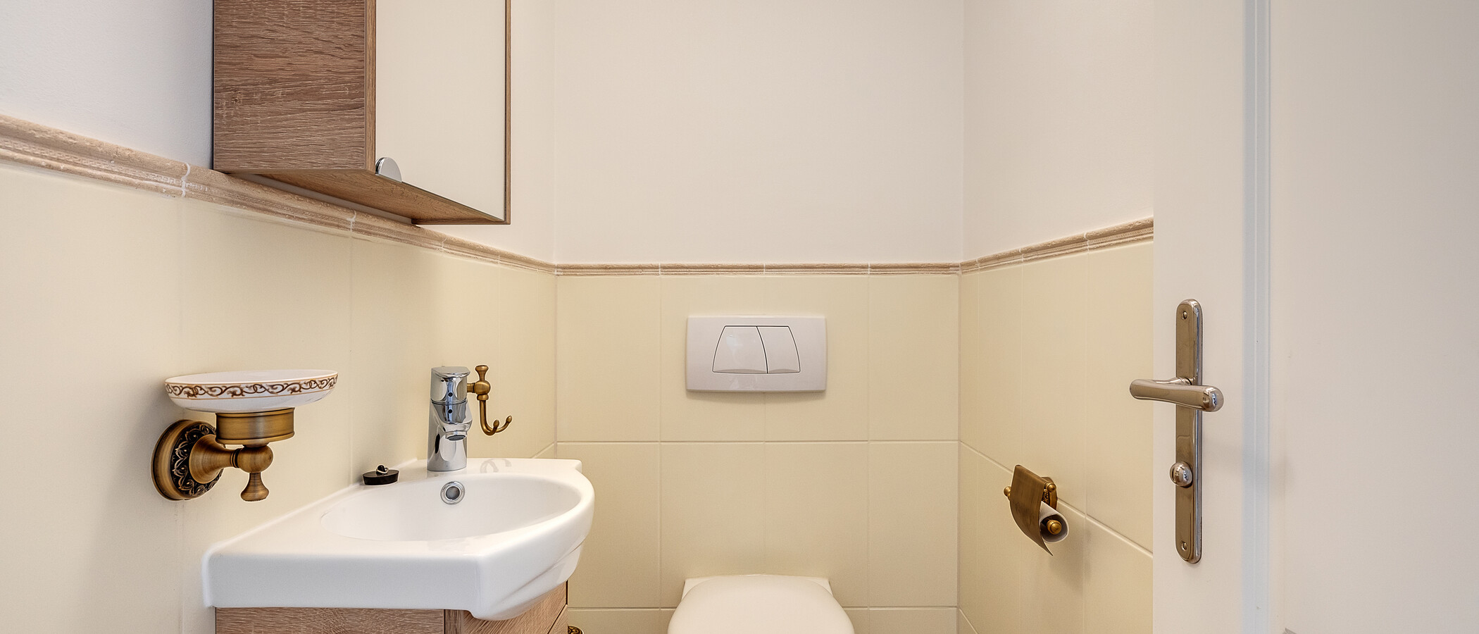 appartement avec mezzanine München Moosach 01 deux toilettes 11448