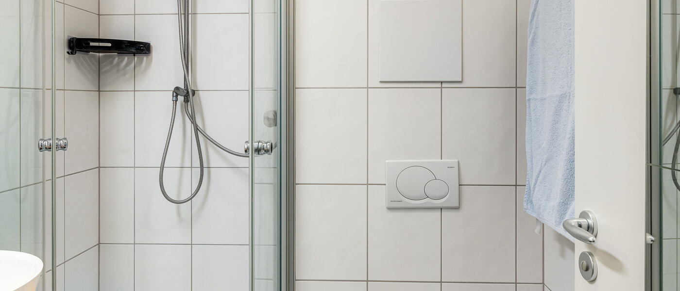 appartement München Milbertshofen 01 salle de bain 11493