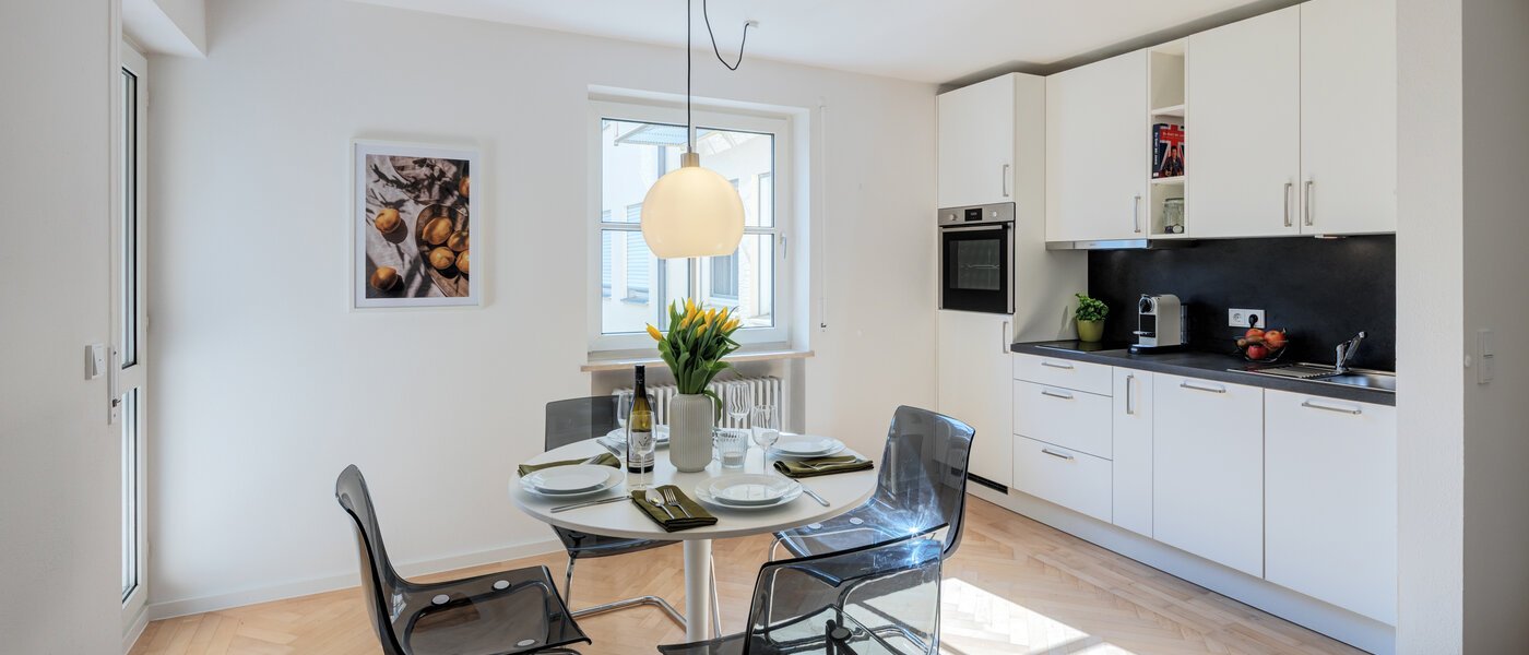 appartement München Schwabing-Nord (zw. Leopoldstraße & Englischen Garten) 02 cuisine 11551