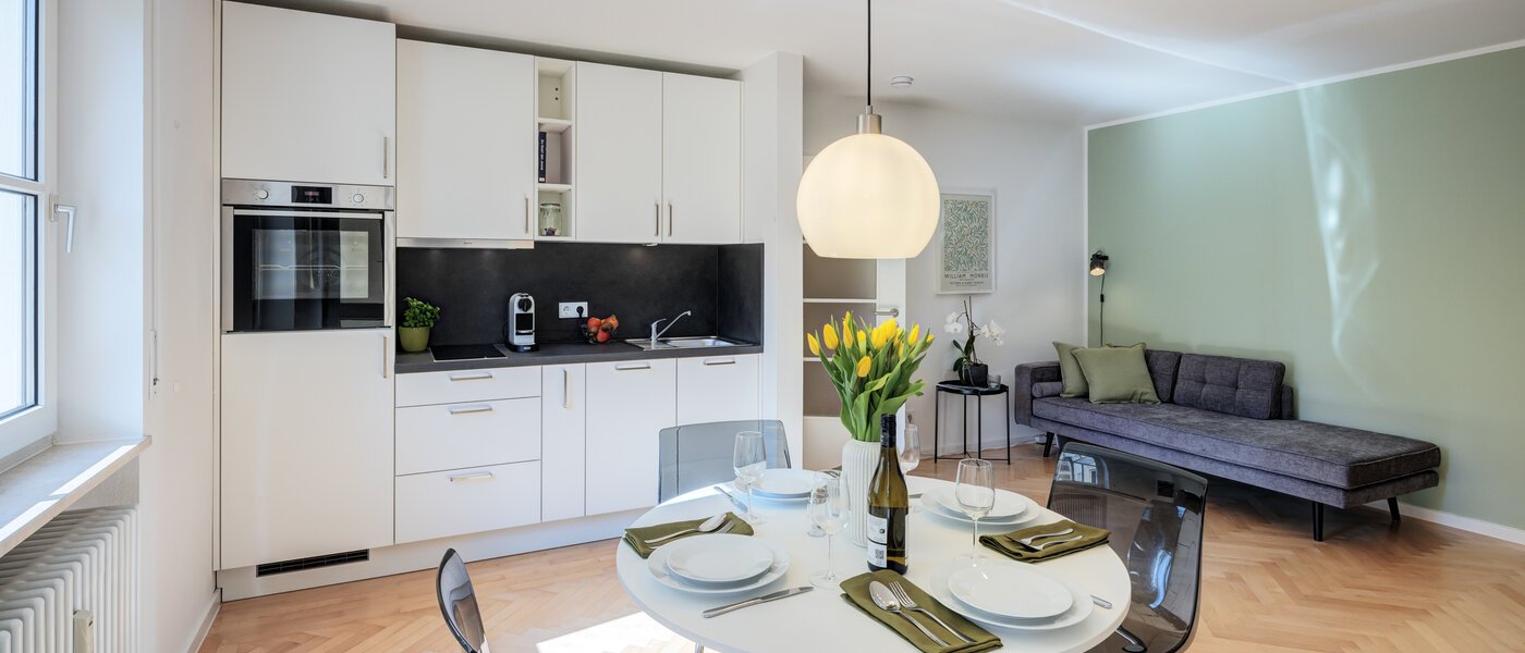 appartement München Schwabing-Nord (zw. Leopoldstraße & Englischen Garten) 01 pièce à vivre 11551