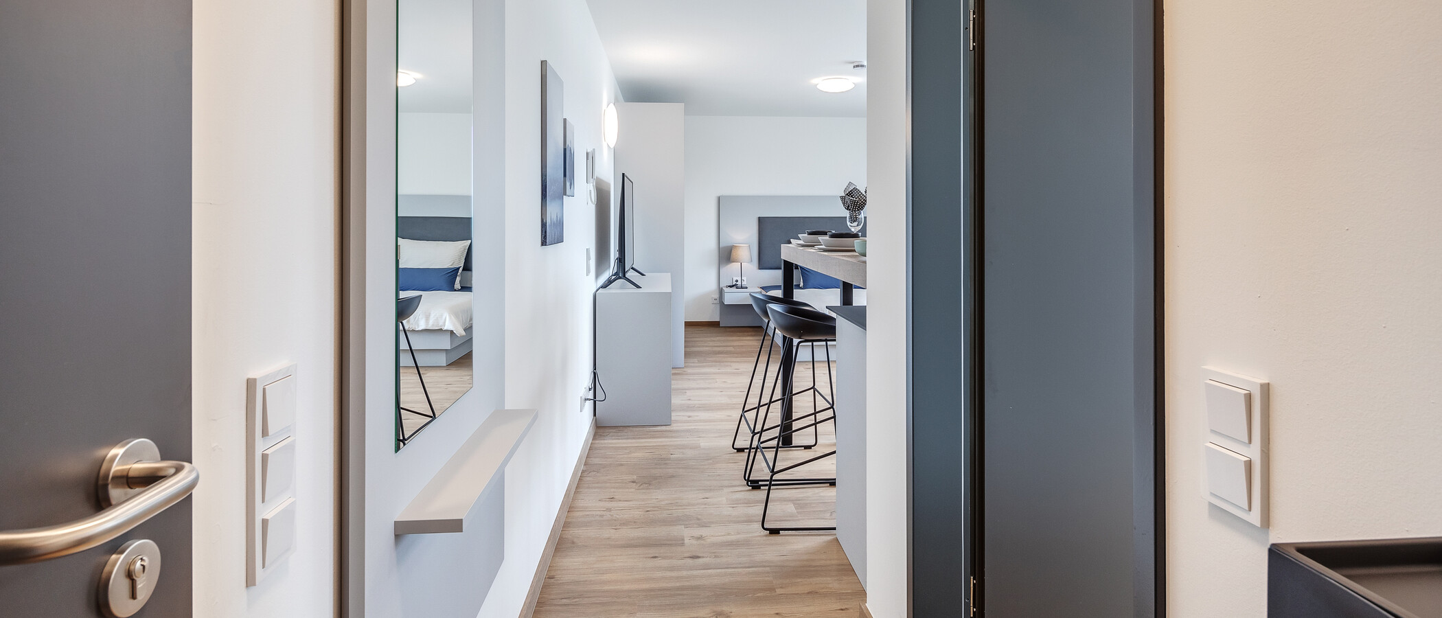 studio Eching 01 entrée/couloir 11664