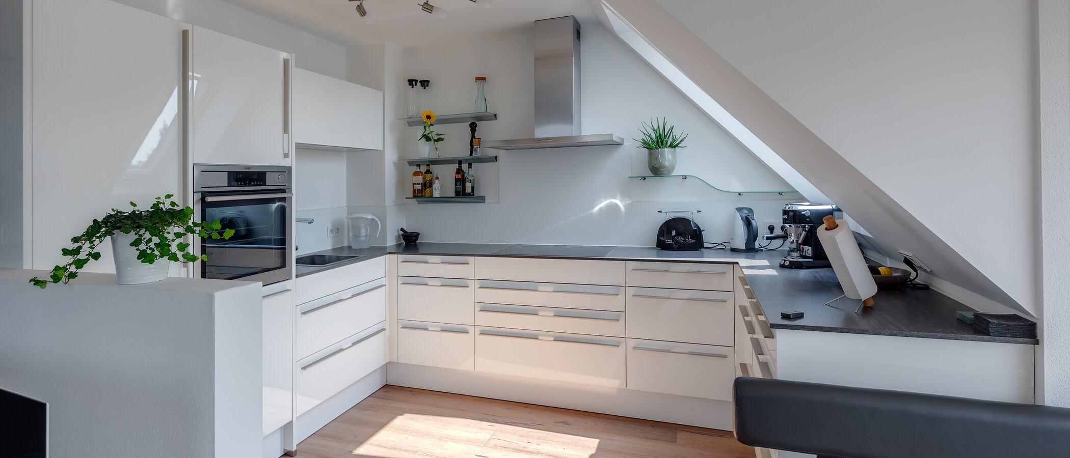 appartement sous les toits München Großhadern 01 cuisine 11784