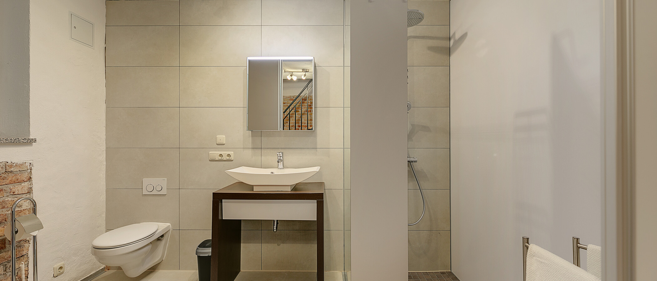 appartement style maisonnette München Westend 02 2ème s. de bain 11814