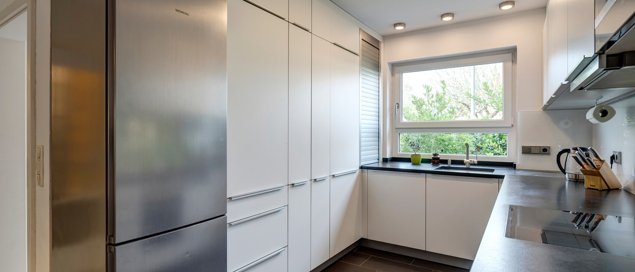 maison mitoyenne placée au milieu de la rangée München Moosach 02 cuisine 11852