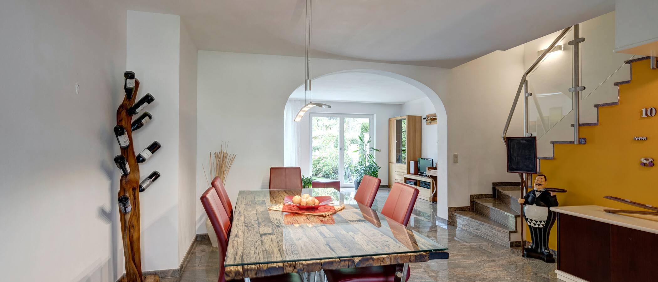 maison mitoyenne placée au milieu de la rangée München Moosach 01 salle à manger 11852
