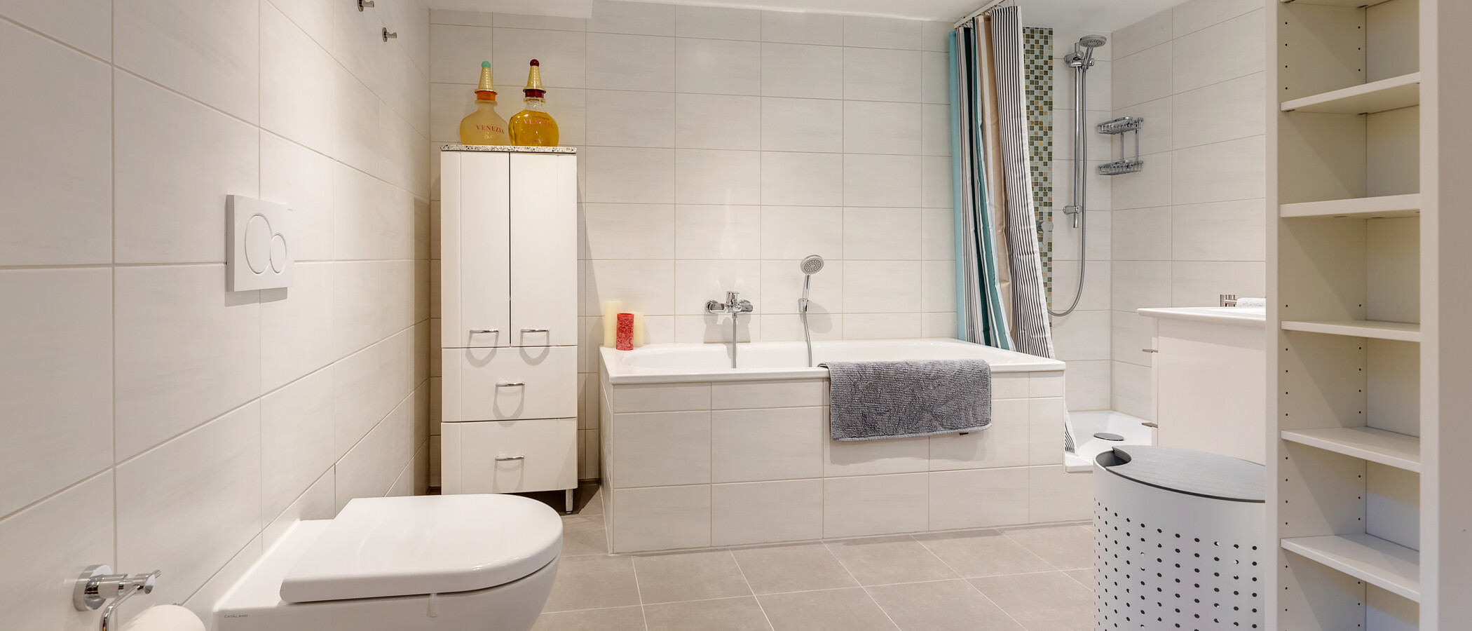 maison Germering 01 2ème s. de bain 11857