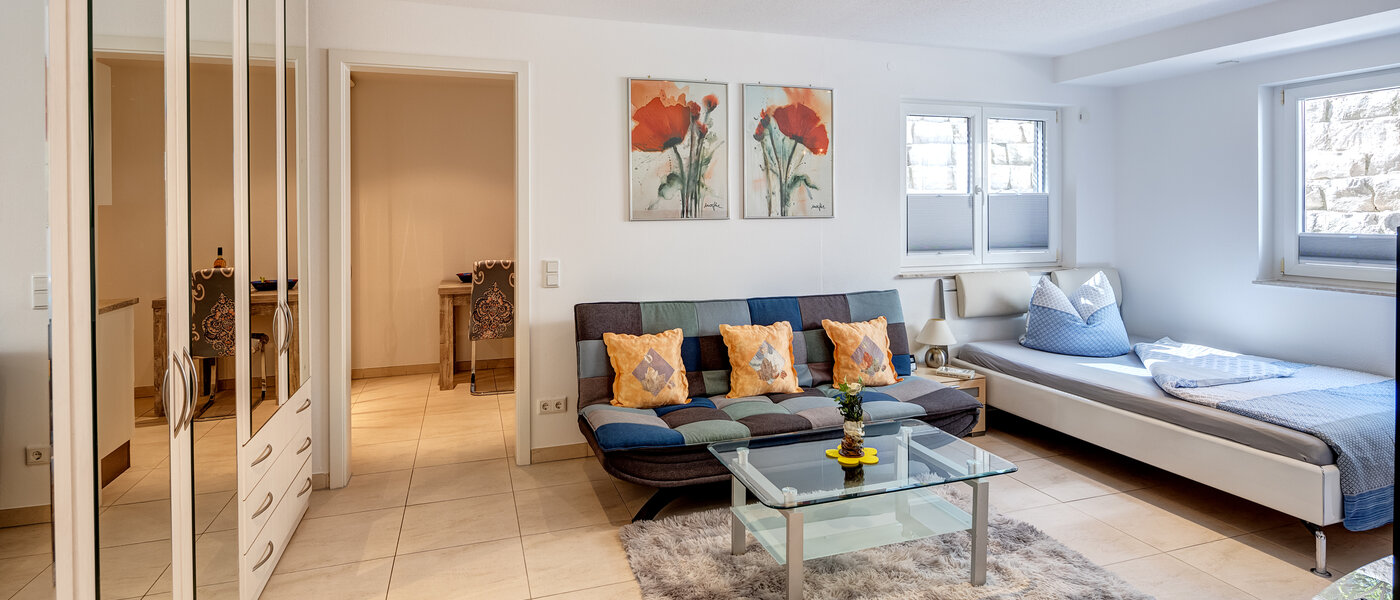 appartement au sous-sol Haar 01 pièce à vivre 11871