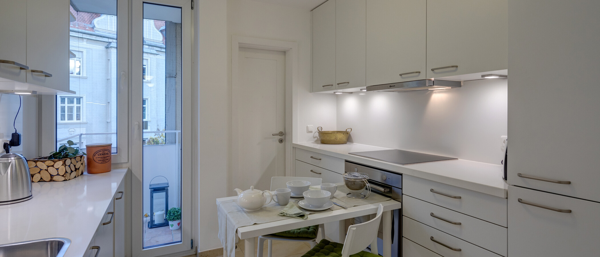 appartement München Schwabing (links der Leopoldstraße) 01 cuisine 11895