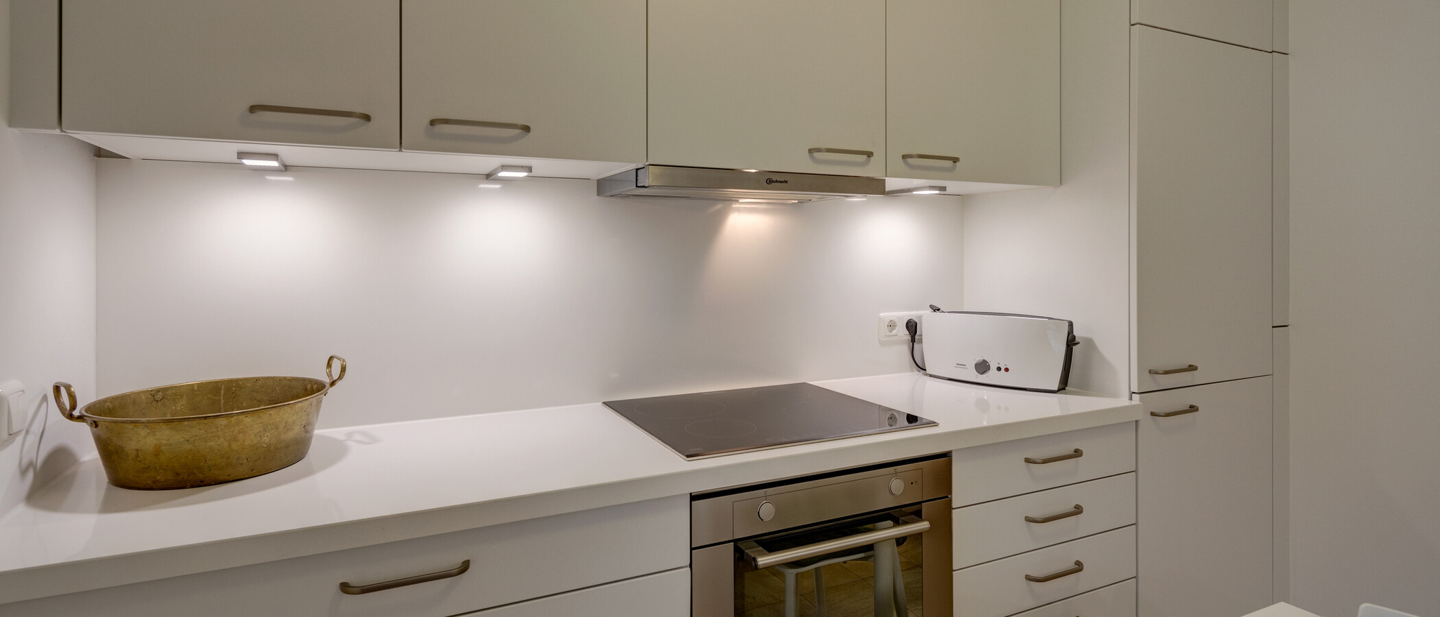 appartement München Schwabing (links der Leopoldstraße) 04 cuisine 11895