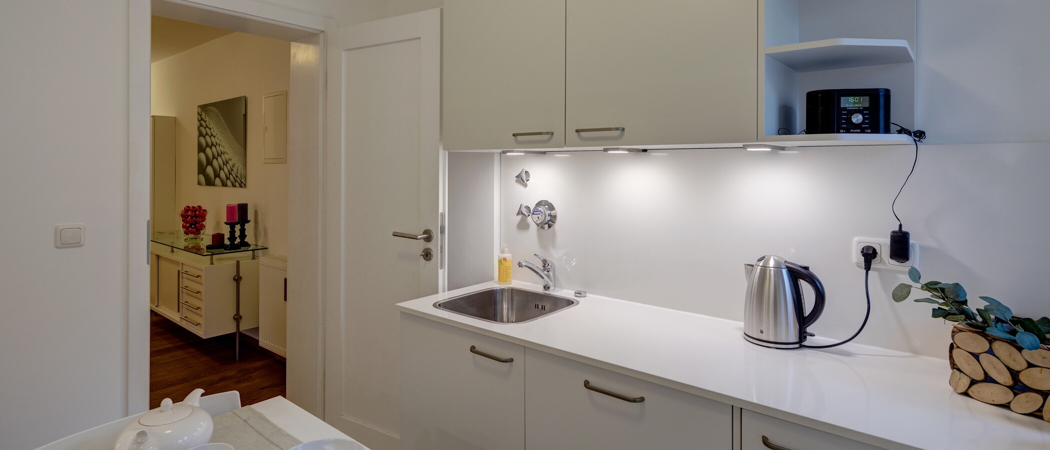 appartement München Schwabing (links der Leopoldstraße) 05 cuisine 11895