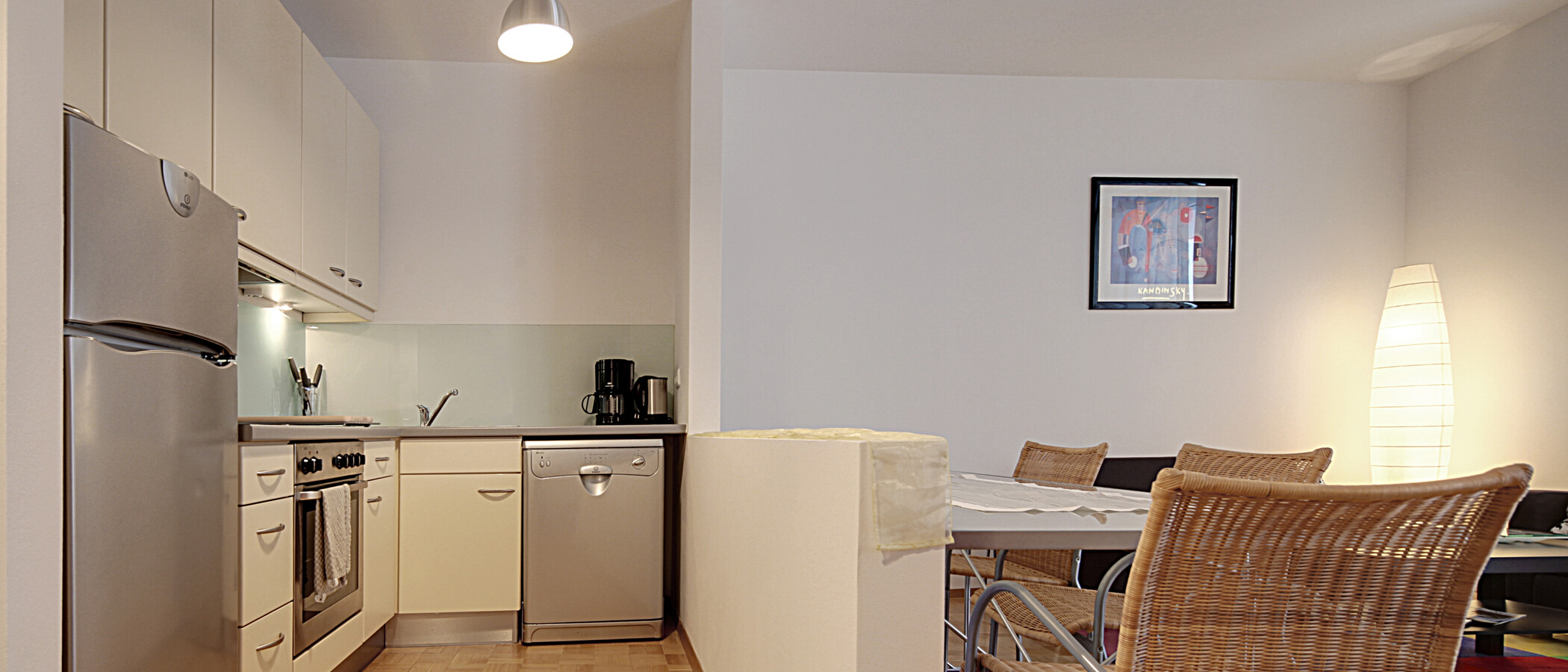 appartement München Schwabing (links der Leopoldstraße) 01 cuisine 1191