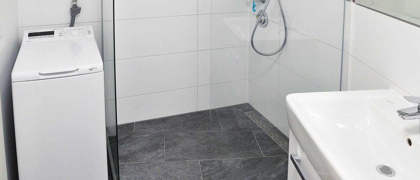 appartement sous les toits München Obergiesing 02 salle de bain 11915