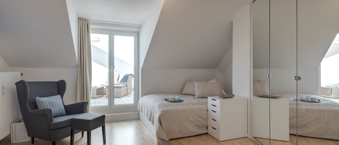 appartement sous les toits München Obergiesing 02 pièce à vivre 11915