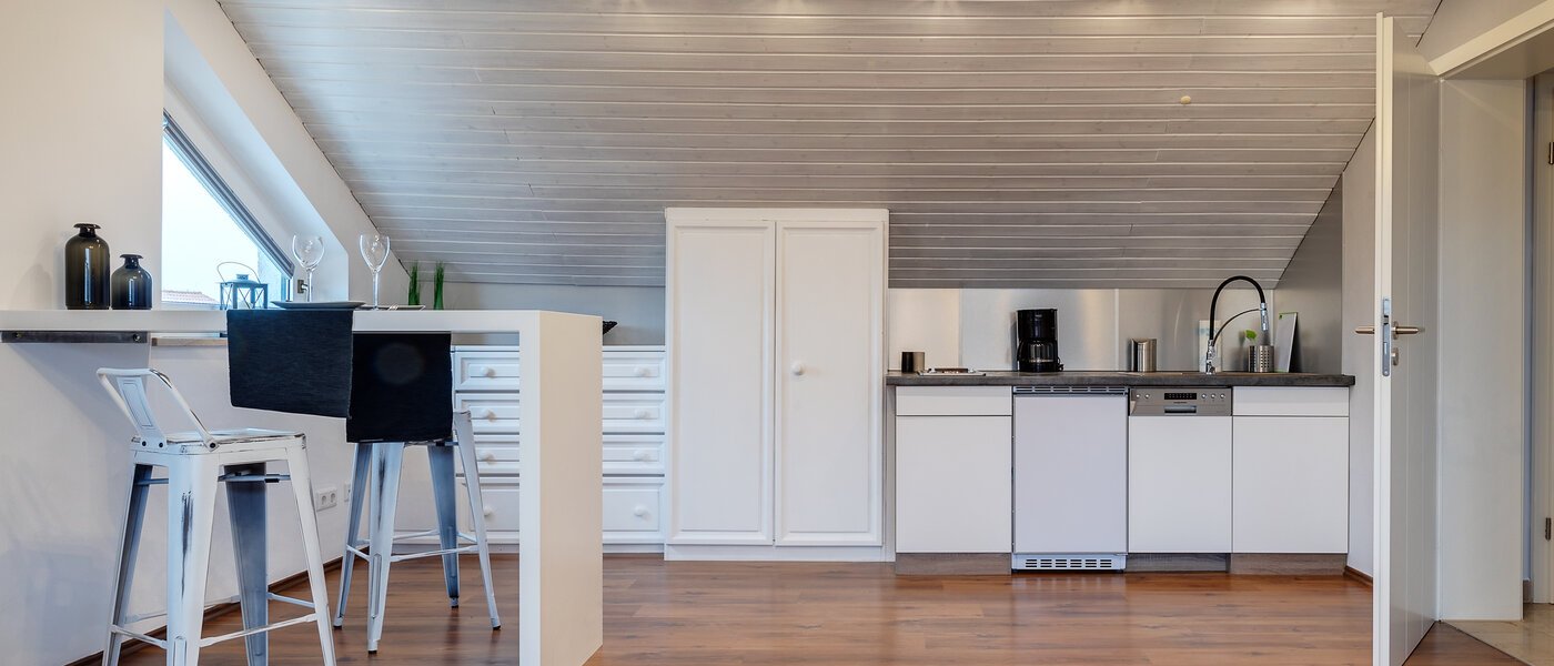 appartement sous les toits München Lerchenau 01 cuisine 11948