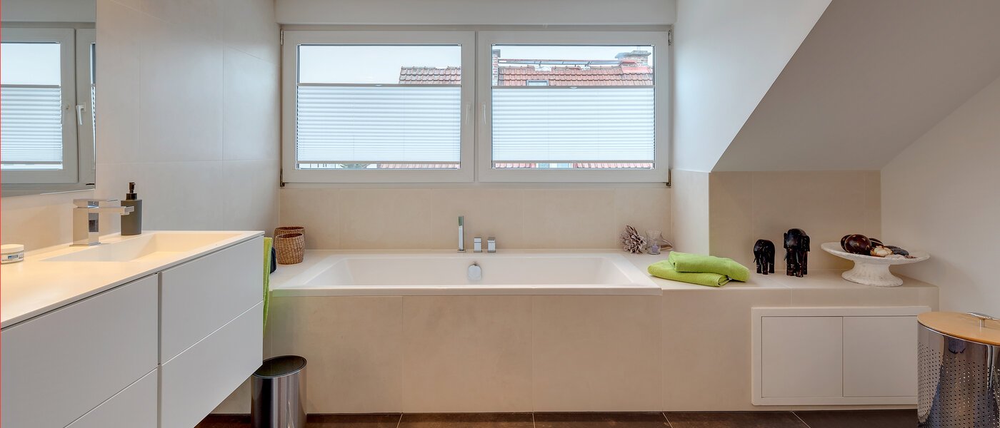 appartement sous les toits München Lerchenau 01 salle de bain 11948