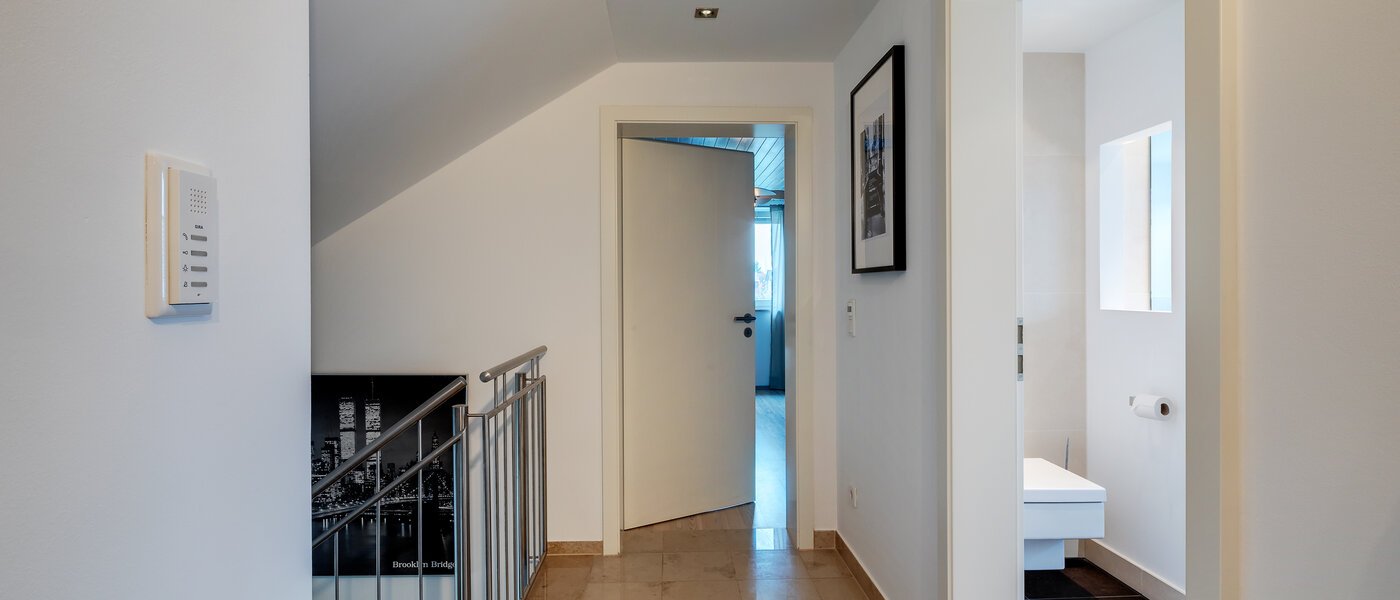 appartement sous les toits München Lerchenau 01 entrée/couloir 11948