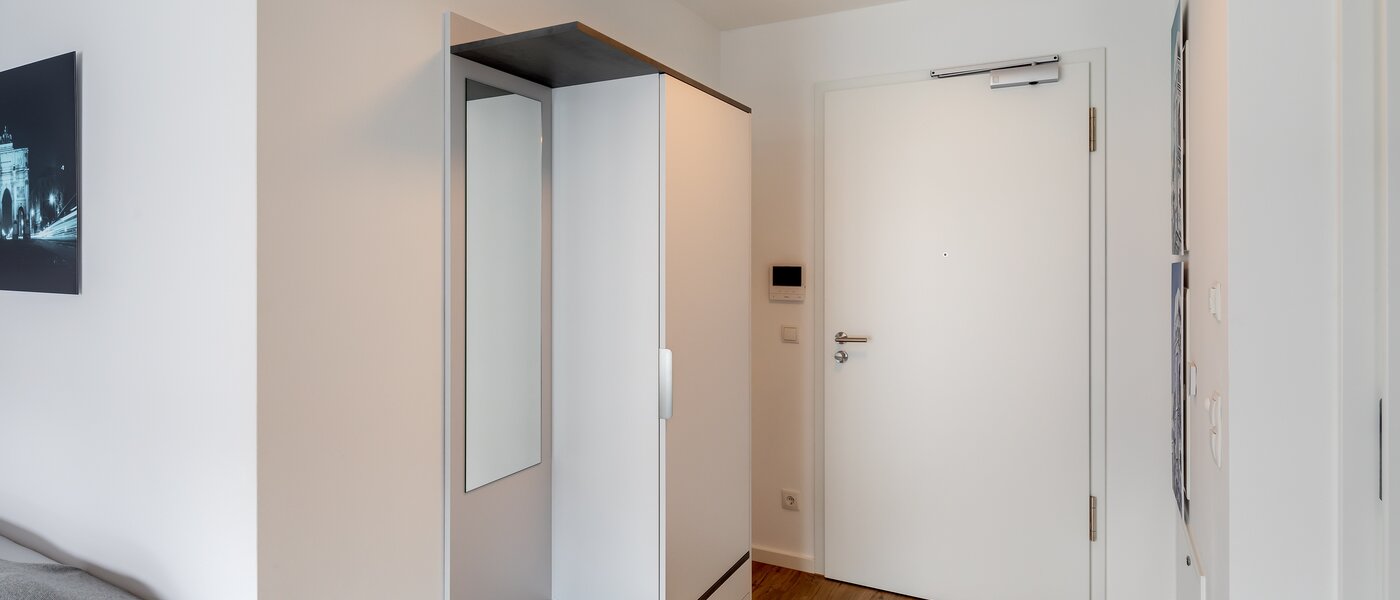 studio München Milbertshofen 01 entrée/couloir 11976