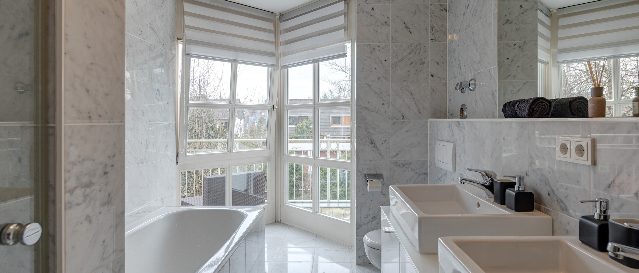 appartement avec mezzanine Pullach im Isartal 01 salle de bain 12007