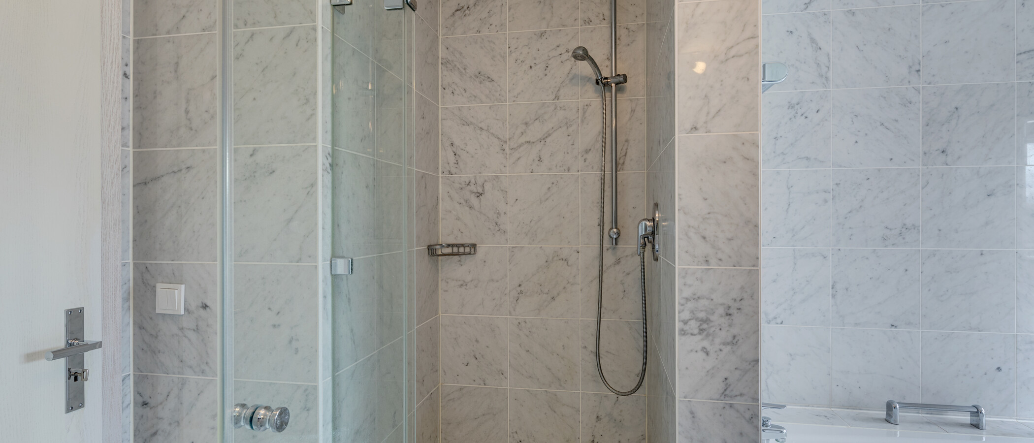 appartement avec mezzanine Pullach im Isartal 03 salle de bain 12007