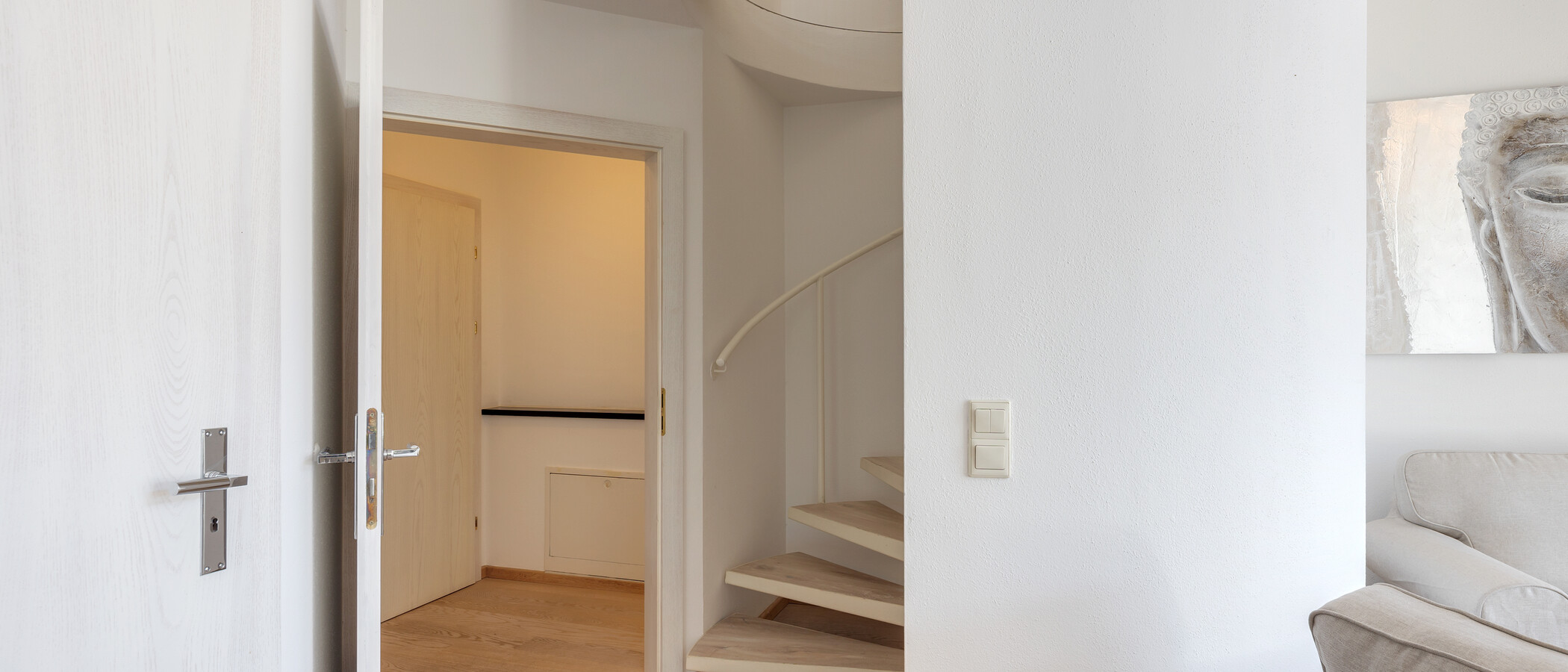 appartement avec mezzanine Pullach im Isartal 01 entrée/couloir 12007