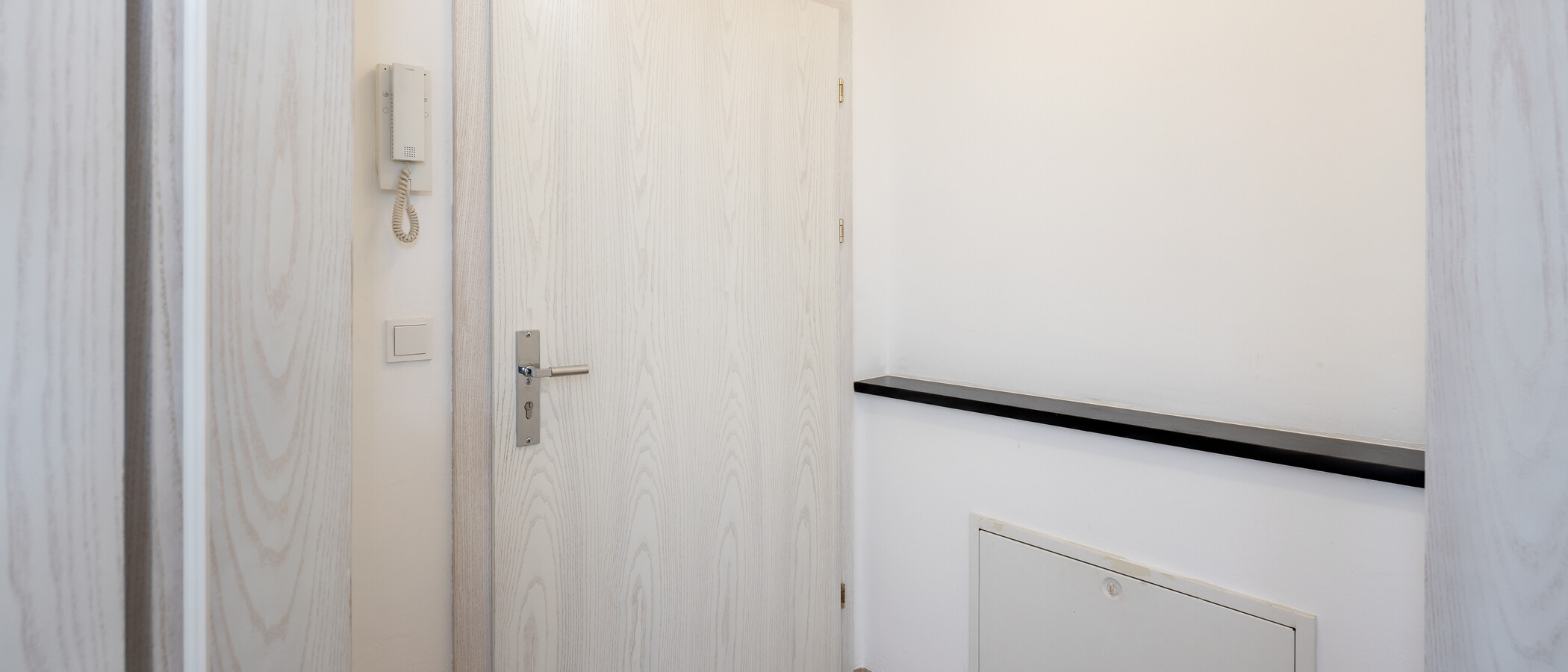 appartement avec mezzanine Pullach im Isartal 02 entrée/couloir 12007