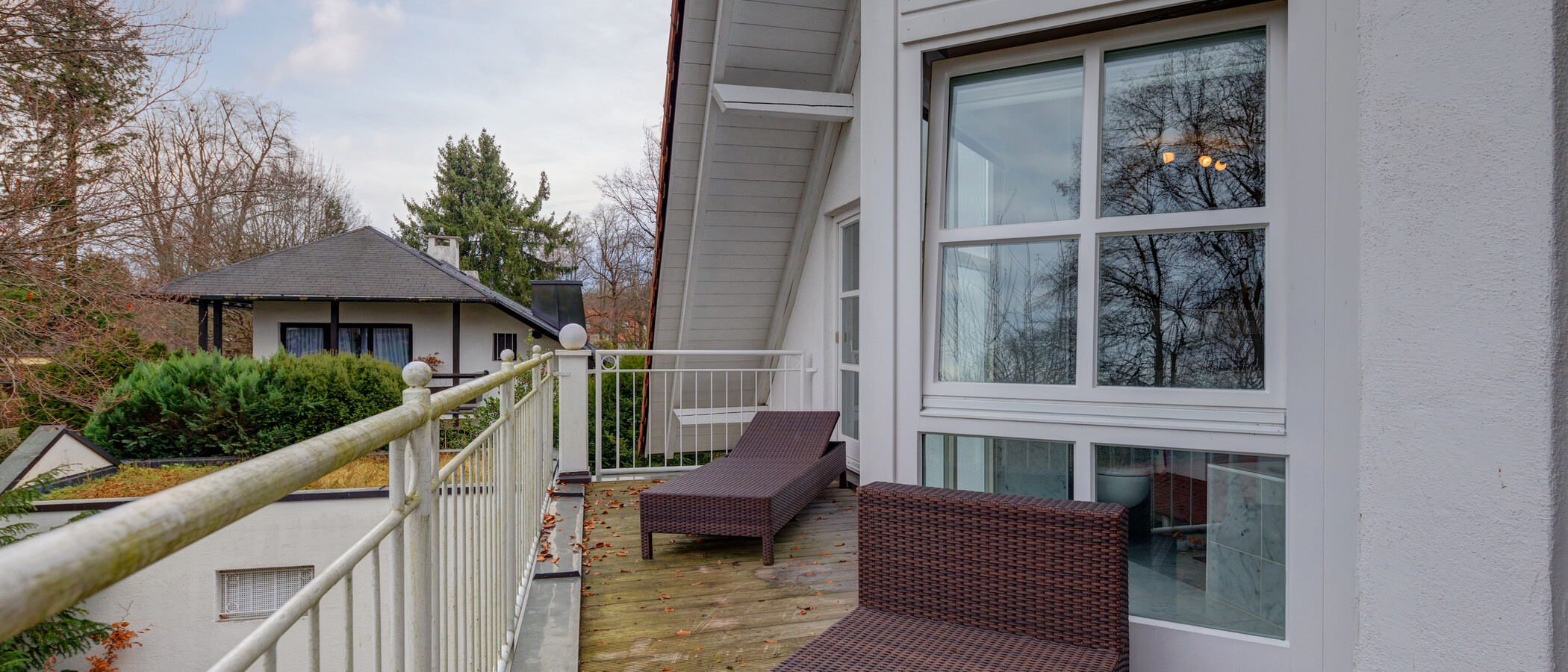 appartement avec mezzanine Pullach im Isartal 01 balcon 12007