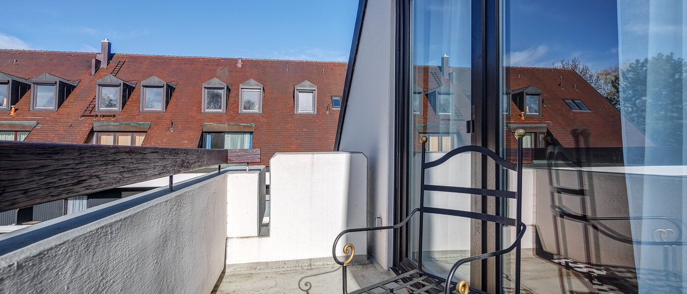 appartement sous les toits München Oberföhring 02 balcon 1205
