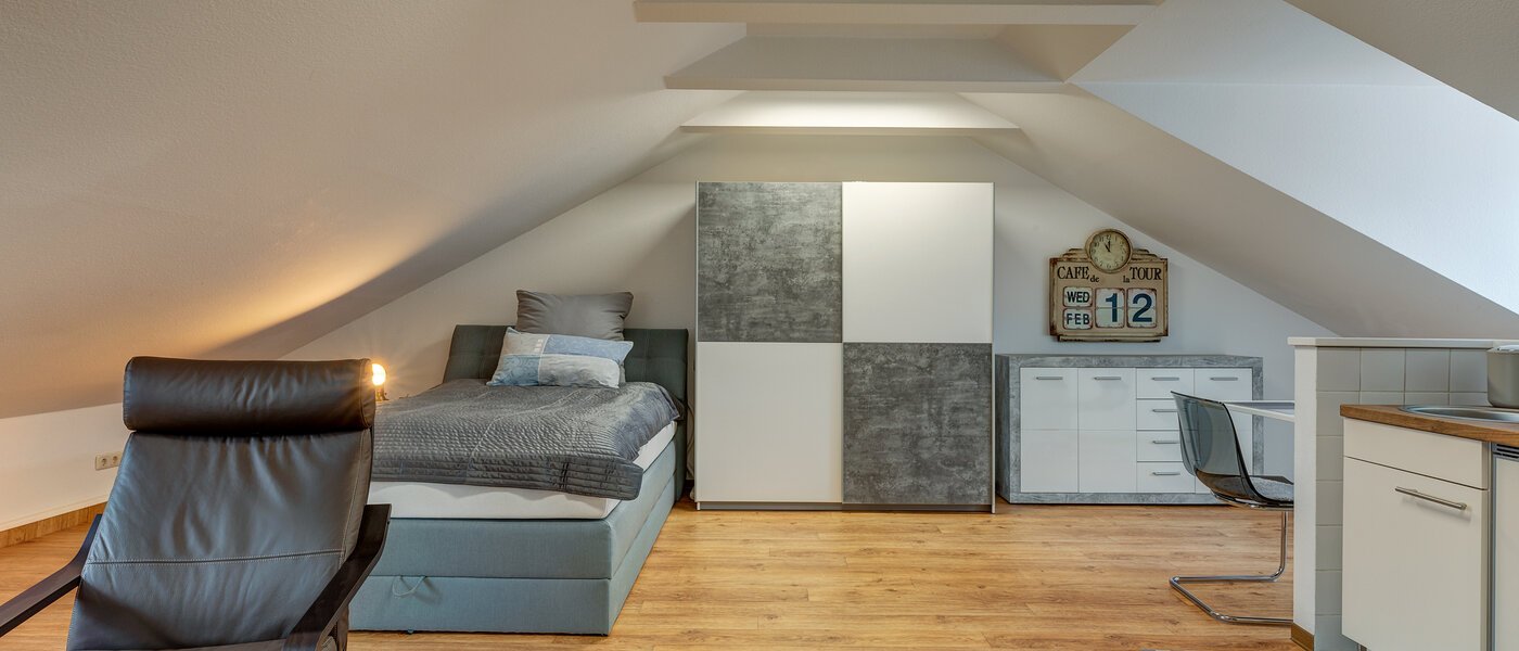 appartement sous les toits München Au 03 pièce à vivre 12102