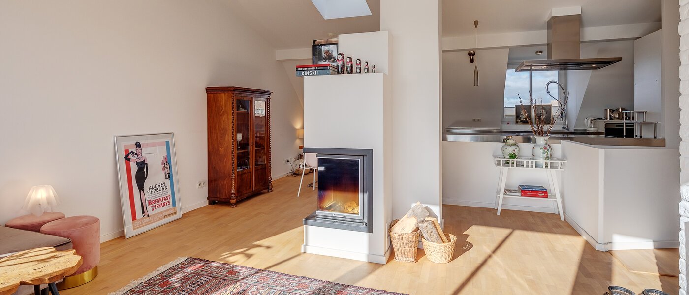 appartement style maisonnette München Ludwigsvorstadt 03 pièce à vivre 12126